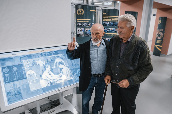 Открытие выставки об истории развития бодибилдинга в Тюменской области «Как закалялась сталь» в историческом парке «Россия – Моя история»
