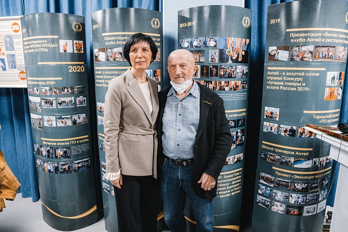 Открытие выставки об истории развития бодибилдинга в Тюменской области «Как закалялась сталь» в историческом парке «Россия – Моя история»