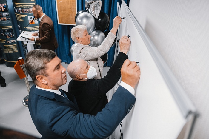 Открытие выставки об истории развития бодибилдинга в Тюменской области «Как закалялась сталь» в историческом парке «Россия – Моя история»