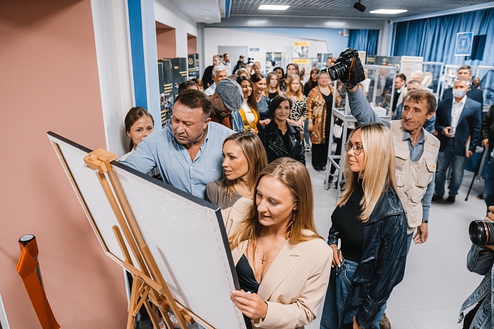 Открытие выставки об истории развития бодибилдинга в Тюменской области «Как закалялась сталь» в историческом парке «Россия – Моя история»