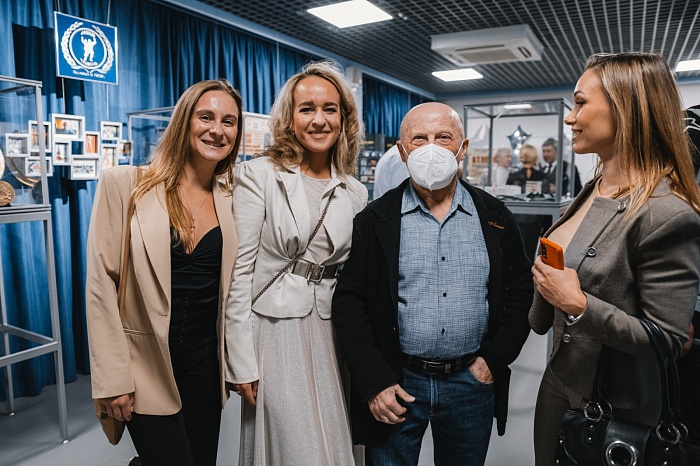 Открытие выставки об истории развития бодибилдинга в Тюменской области «Как закалялась сталь» в историческом парке «Россия – Моя история»