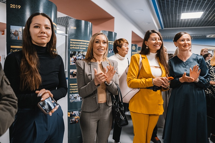 Открытие выставки об истории развития бодибилдинга в Тюменской области «Как закалялась сталь» в историческом парке «Россия – Моя история»