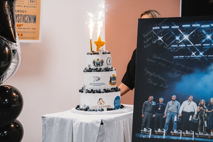 Открытие выставки об истории развития бодибилдинга в Тюменской области «Как закалялась сталь» в историческом парке «Россия – Моя история»