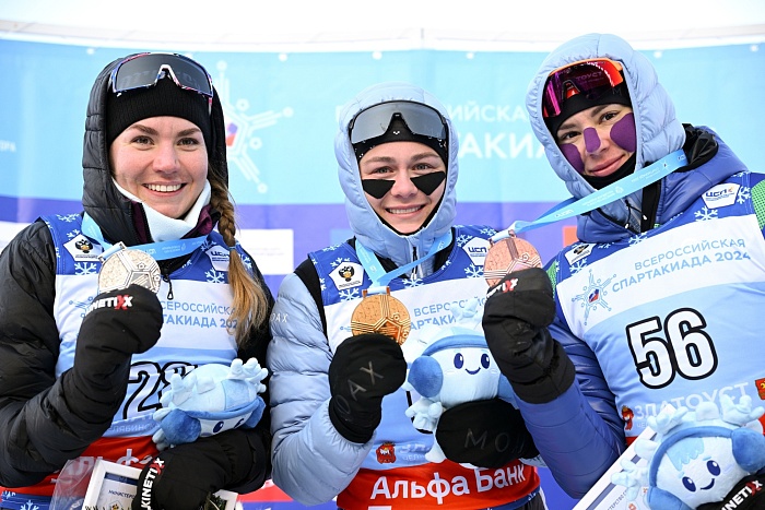 В Златоусте грянула сенсация: сахалинская биатлонистка Анастасия Батманова в спринте опередила титулованную тюменку Викторию Сливко