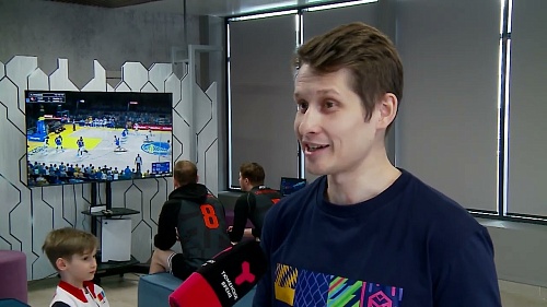 Губернатор Тюменской области Александр Моор открыл первый в регионе фиджитал-центр