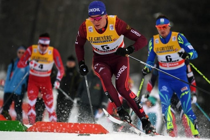 Большунов бежал в финале с пятью норвежцами и взял серебро!