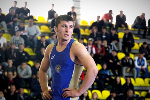 В Армении уступил только борцу из Молдовы