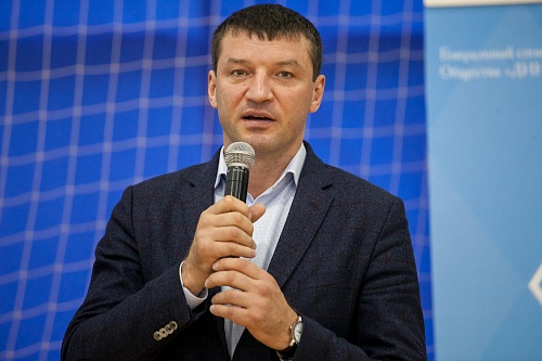 Евгений Макаренко: «Герои с нашего двора являются примером»