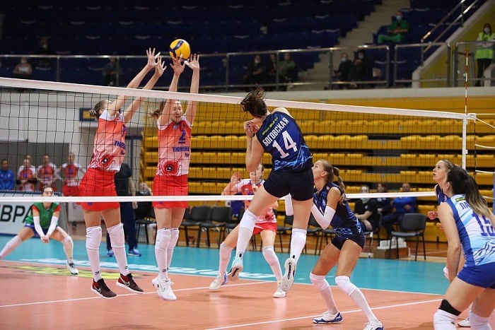 Матч для тюменок начался хорошо…