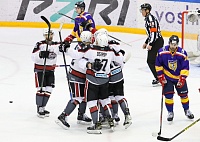 Тюменский хоккейный клуб «Рубин» забросил пять шайб за восемь минут и победил в Воскресенске «Химик»!