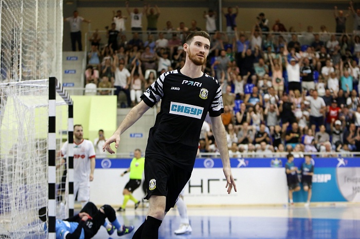 Президент мини-футбольного клуба «Тюмень» Александр Попов: «Хотелось, чтобы Неведров раньше раскрылся, но бывает такое, что вот он поздний»