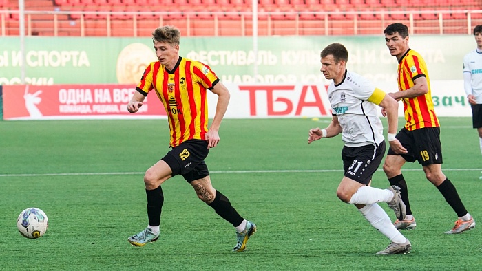 Футбольный клуб «Тюмень» сыграл вничью с «Аланией» из Владикавказа