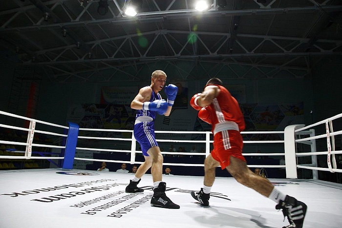 Артем Черкашин: «Нужно было отправить соперника в нокаут»