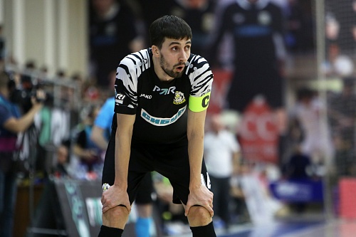 Капитан мини-футбольного клуба «Тюмень» Артём Антошкин: «Норильский никель» забил сегодня свои фирменные голы, мы разбирали эти моменты, но всё-таки пропустили»