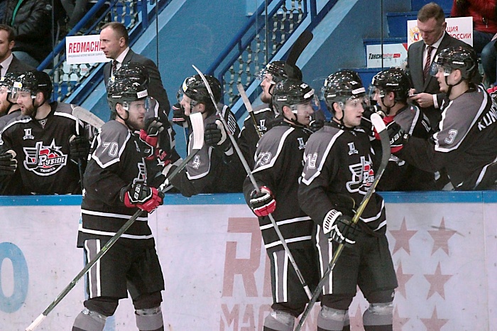 Ядроец и Ячменев уничтожили соперников на «точке»