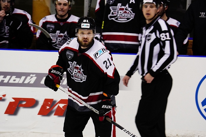 Хоккейный клуб «Рубин» проиграл гостевой матч тульскому АКМ в Кубке Петрова