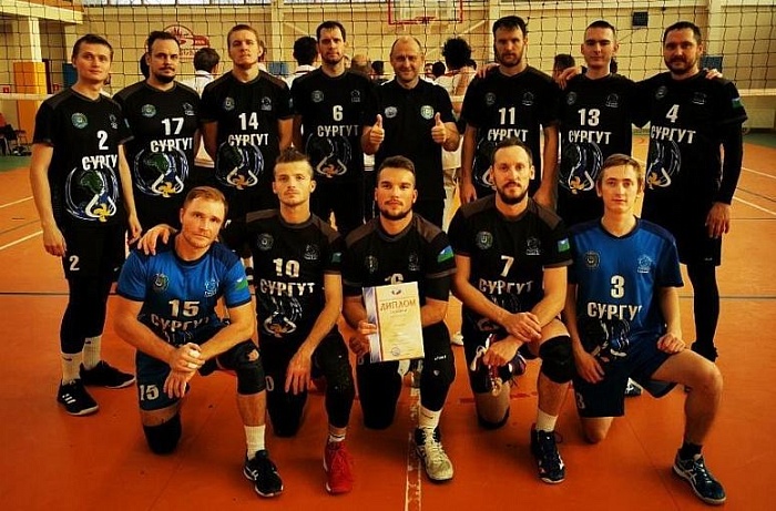 С новосибирцами справиться не смогли