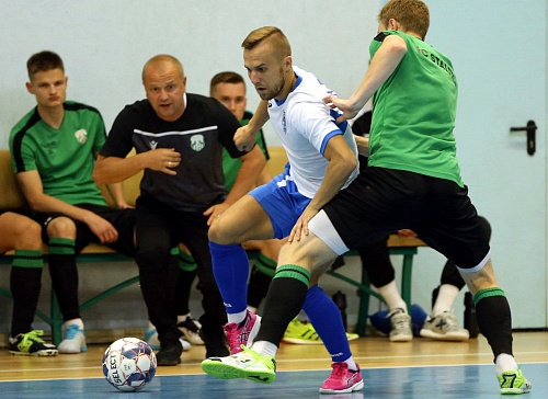 Мурашов и Волынюк забили команде Осинцева