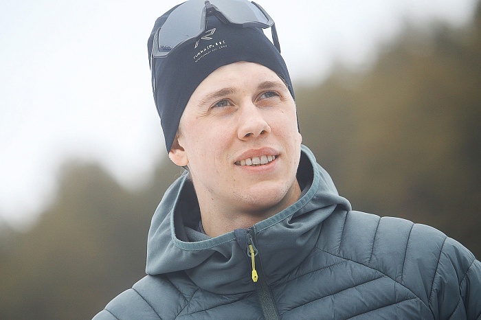 Серебряный призёр чемпионата России по биатлону Василий Томшин: «В Тюмени было круто, впереди - Уват»