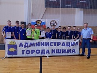 Ишимский «Юниор» стал чемпионом области по мини-футболу, а «Иртыш» из Тобольска взял серебро