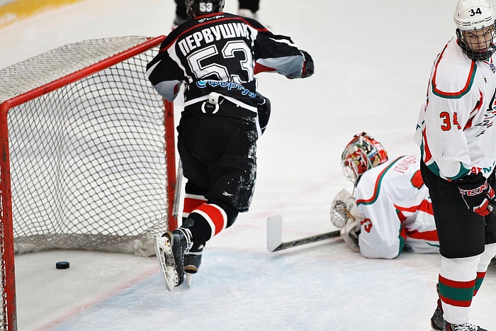 Тюменцы уступили «Авто» по буллитам