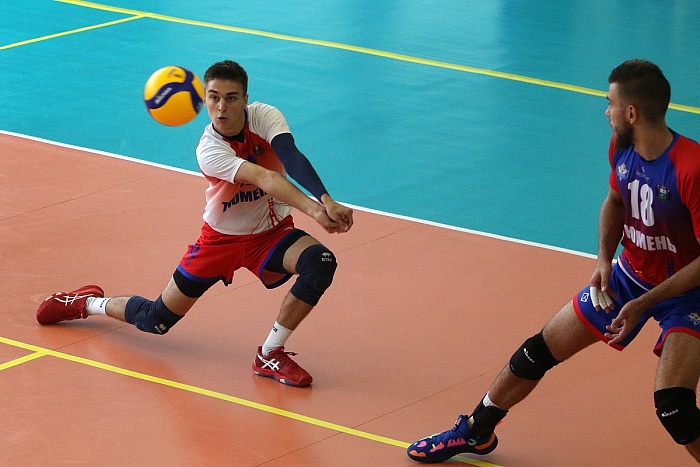 С проблемами в составе зацепили сет у «Изумруда»