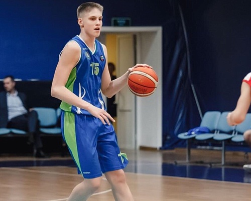 Сибиряк Егор Ванин стал лучшим центровым Спартакиады