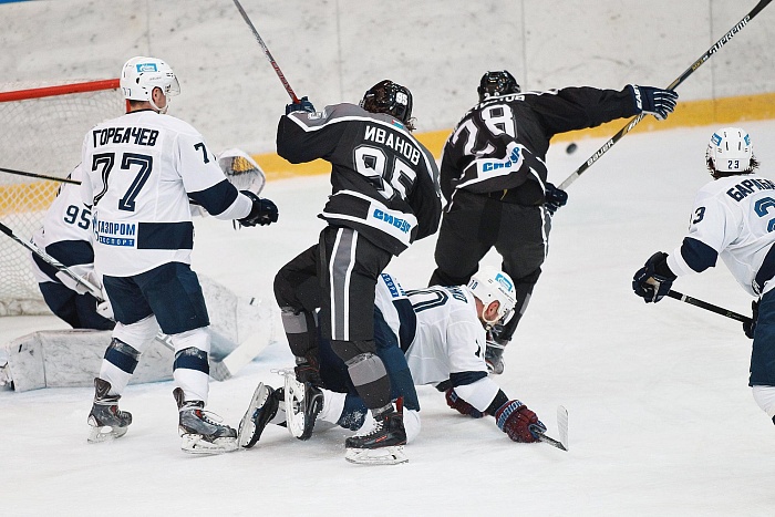 Фото Владимира ОГНЁВА