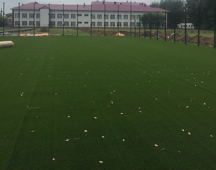 Ждут открытия нового футбольного поля