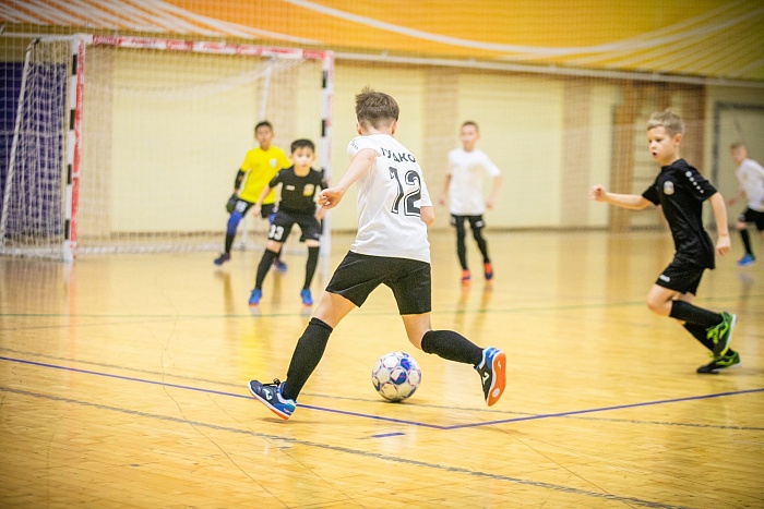 Тюменский «Спартак» удачно завершил 3-й тур открытого Кубка области по мини-футболу