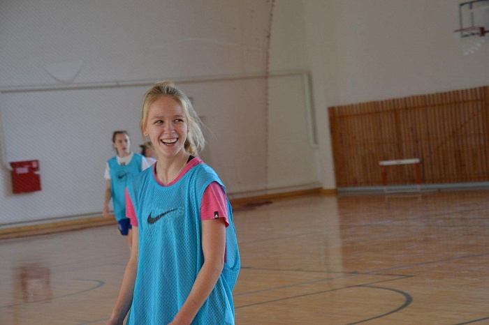 Ирина Денищиц: «В сумке всегда форма, кроссовки и тетрадь по химии»