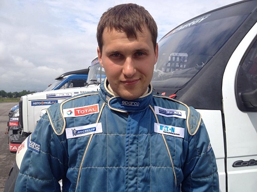 Александр Коструков: «Надо ехать быстро, но осторожно – беречь технику»