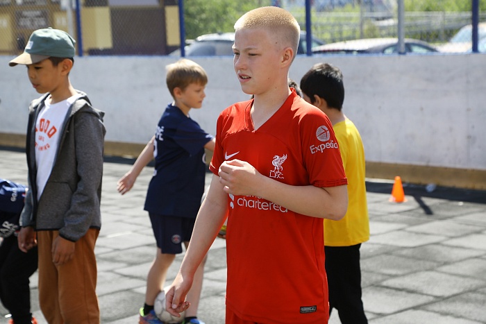 Тренировка с защитником мини-футбольного клуба «Тюмень» Андреем Соколовым в сквере «Семейный»