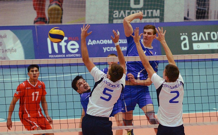 Югорчане дважды уступили дома