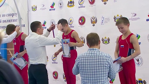 В Тюмени прошёл традиционный турнир по спортивной гимнастике памяти уроженца Ишима Бориса Шахлина