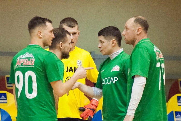 Дубль Дениса Абышева принес победу над банкирами