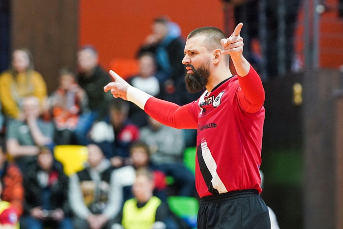 Тренер мини-футбольного клуба «Норильский никель» Густаво: «Виллиан Дорн - очень быстрый вратарь»