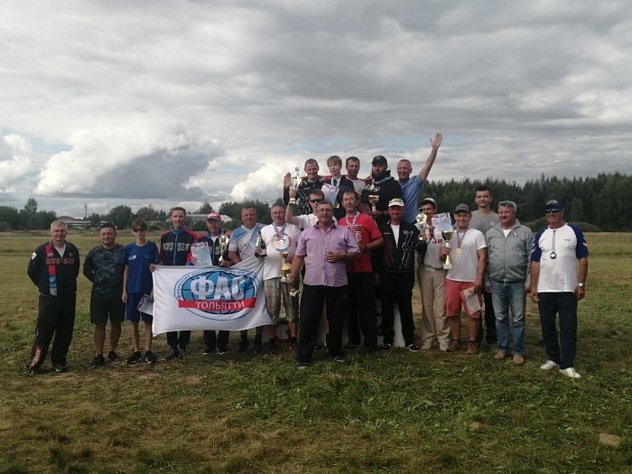 Тюменские асы победно кружили над Смоленском