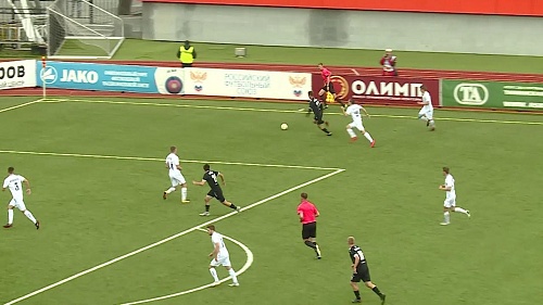 ФК «Тюмень» - «Сибирь» - 0:0. Данила Карпова дважды толкают в спину в штрафной гостей