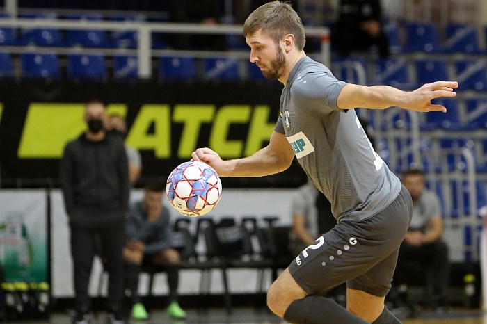 Форвард МФК «Тюмень» Андрей Батырев