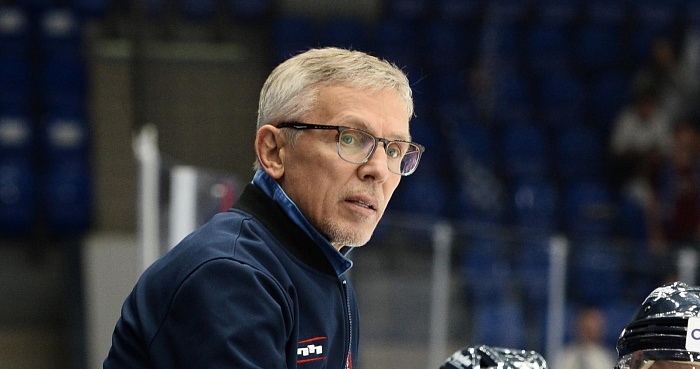 Хоккейный клуб «Норильск» обыграл команду легендарного Игоря Ларионова