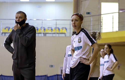 Тюменки уступили в кубковом полуфинале