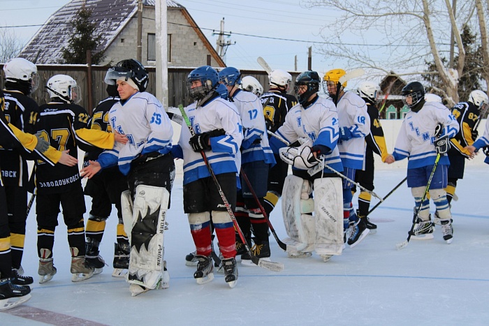 Ишимские «Стрижи» с победы стартовали в Кубке губернатора по хоккею