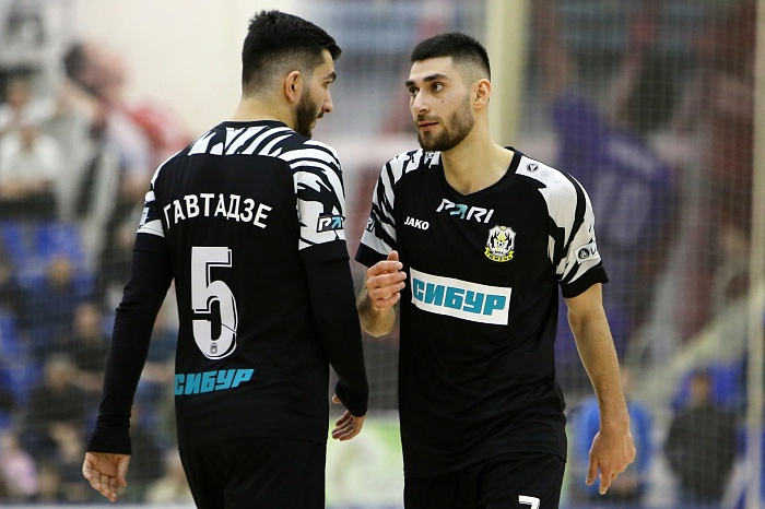 Железные нервы: мини-футбольный клуб «Тюмень» на выезде разгромил одного из фаворитов российской суперлиги