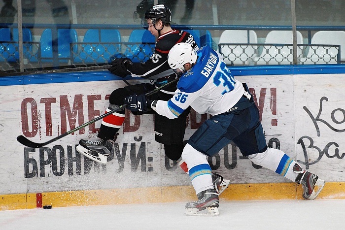 Фото Владимира ОГНЁВА