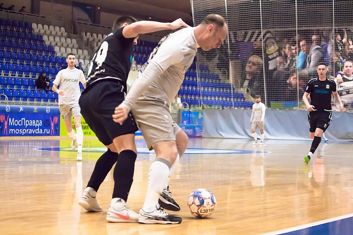 Денис Абышев и партнеры огорчили дублеров