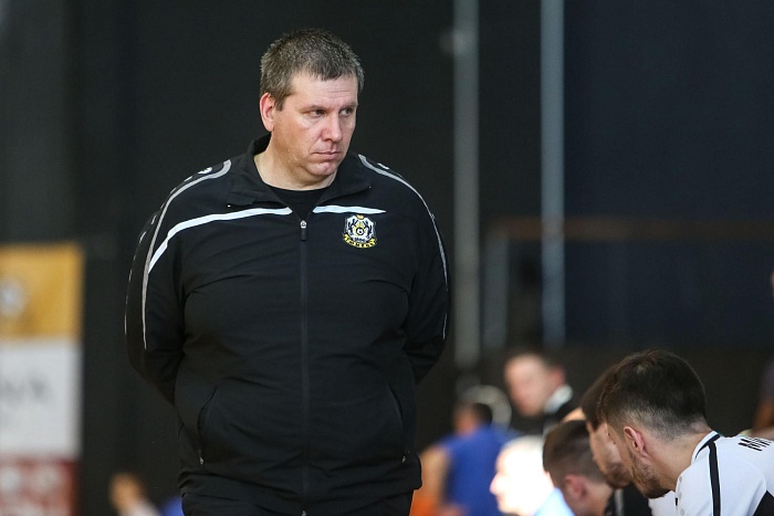 Бывший главный тренер мини-футбольного клуба «Тюмень» Игорь Путилов: «Пока нет ни дисциплины, ни характера»