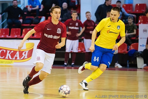 Исламов тренируется с динамовцами