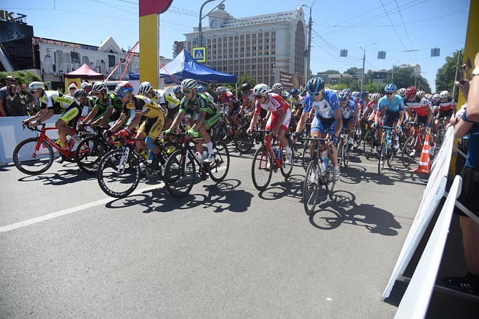 Выдержали жаркую гонку