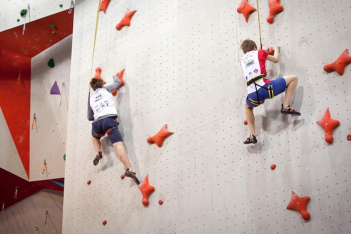 Скалолазы стартовали в Крыму